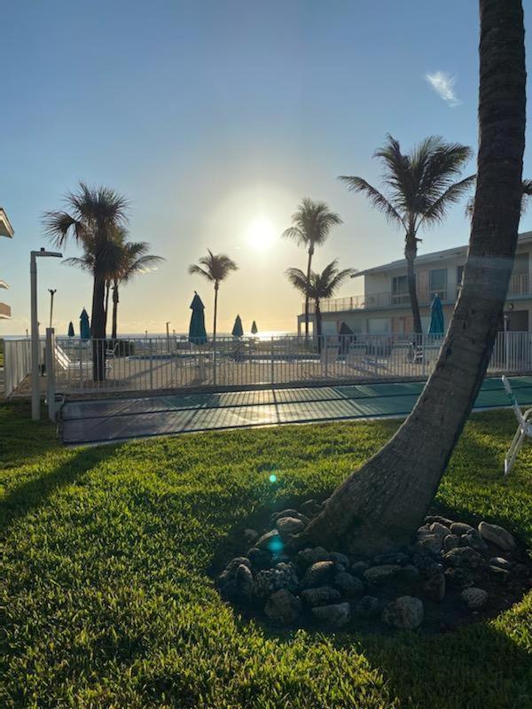 Sunrise Ocean Suites Hillsboro Beach Extérieur photo